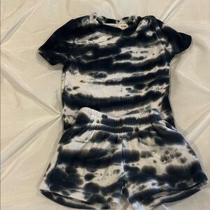 Fairwell Monochrome Tie-Dye Baby Set Size 0/6 Months